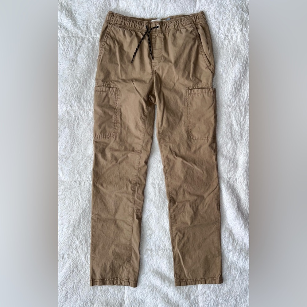 Boys L (10/12) Old Navy Tan Slim Taper Lightweight Pants. Like New Condition!